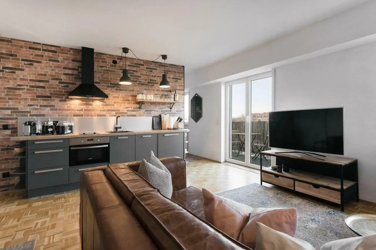 Apartment Henry Dresden